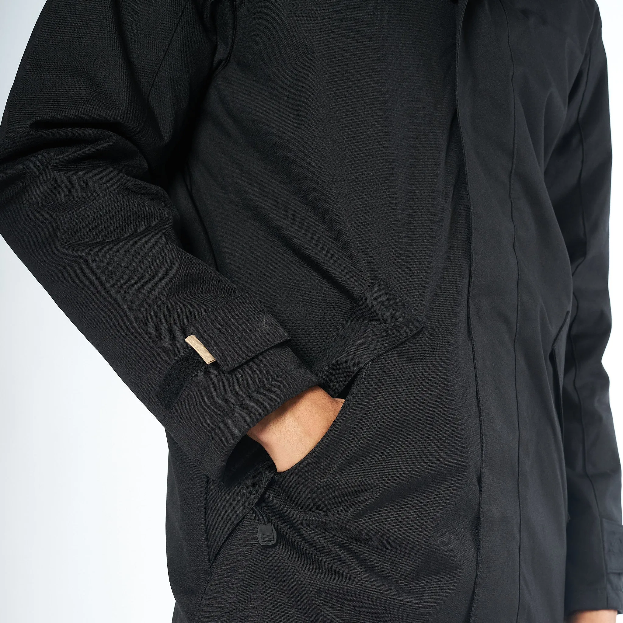 Omnitau Men's Team Sports Breathable Sideline Jacket - Black